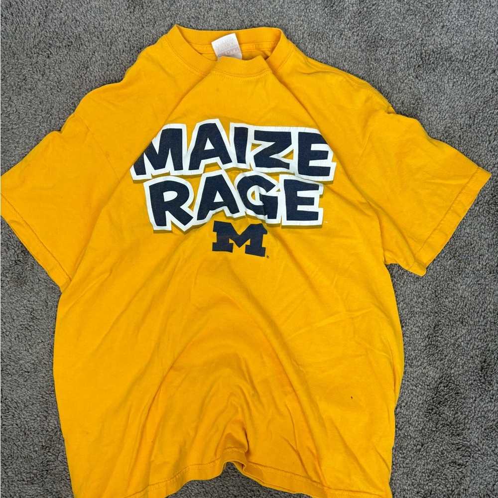 Y2k u of‎ m michigan maize rage maize and blue tshirt